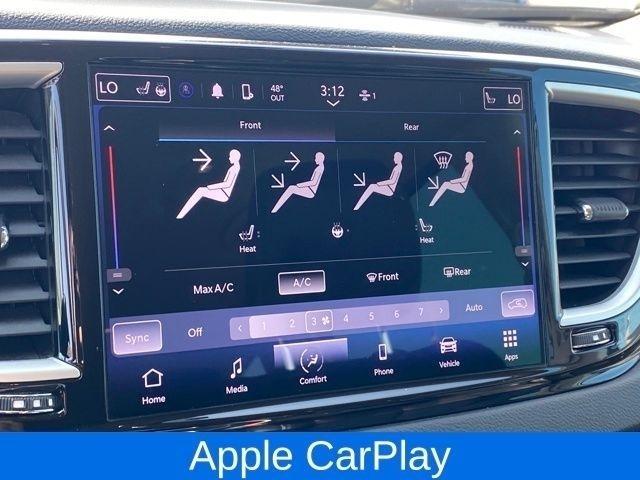 Chrysler Pacifica Touring L 2024