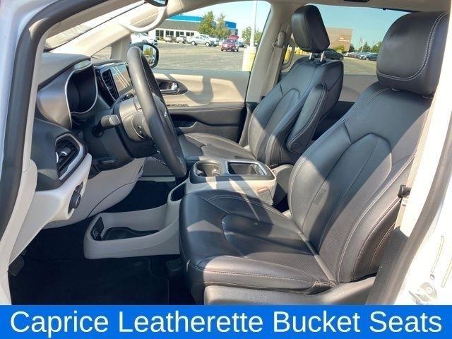 Chrysler Pacifica Touring L 2024