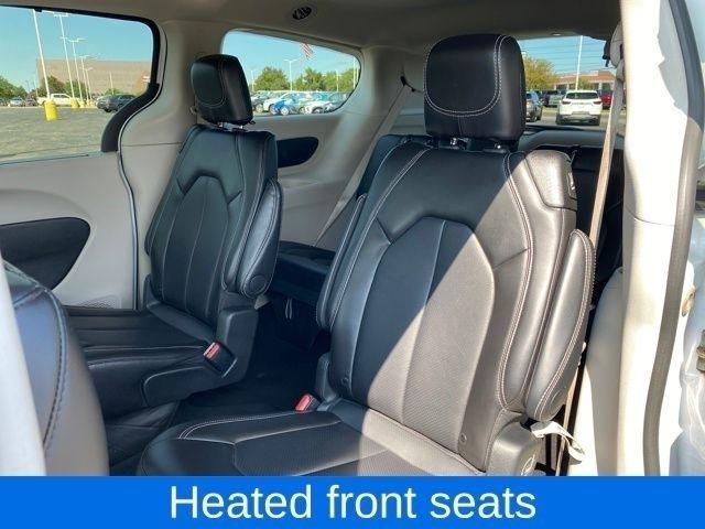 Chrysler Pacifica Touring L 2024