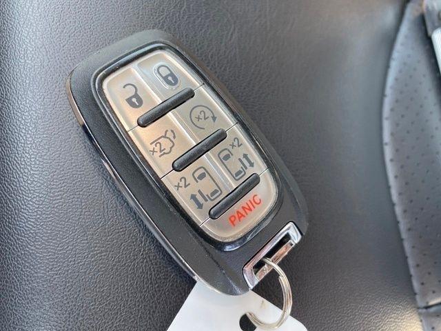 Chrysler Pacifica Touring L 2024