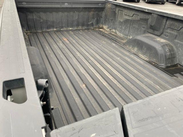 GMC Sierra 1500 Pro Short Box 4WD 2023