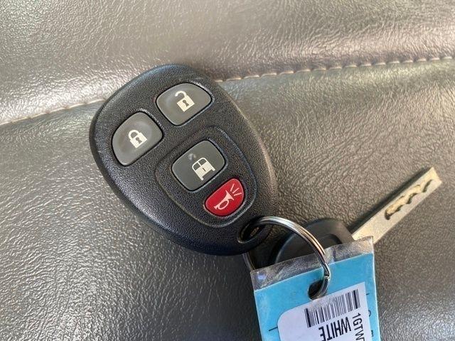 GMC Savana G2500 Extended Cargo 2024