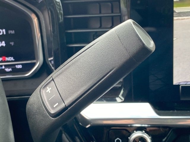 GMC Sierra 1500 SLE Crew Cab 4WD 2024