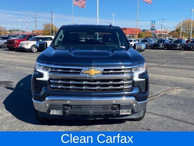 Chevrolet Silverado 1500 LTZ Crew Cab 4WD 2023