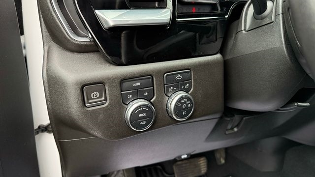 GMC Sierra 1500 Elevation Crew Cab 4WD 2022