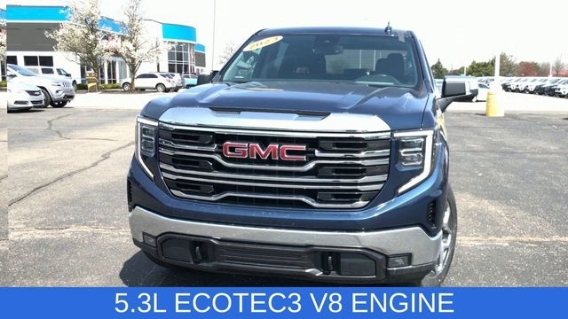 GMC Sierra 1500 SLT Crew Cab 4WD 2023