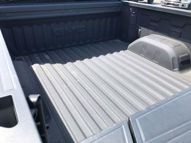 GMC Sierra 1500 SLT Crew Cab 4WD 2023