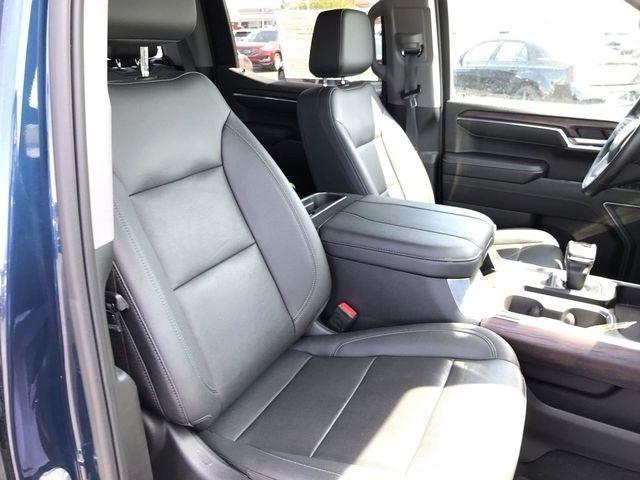 GMC Sierra 1500 SLT Crew Cab 4WD 2023