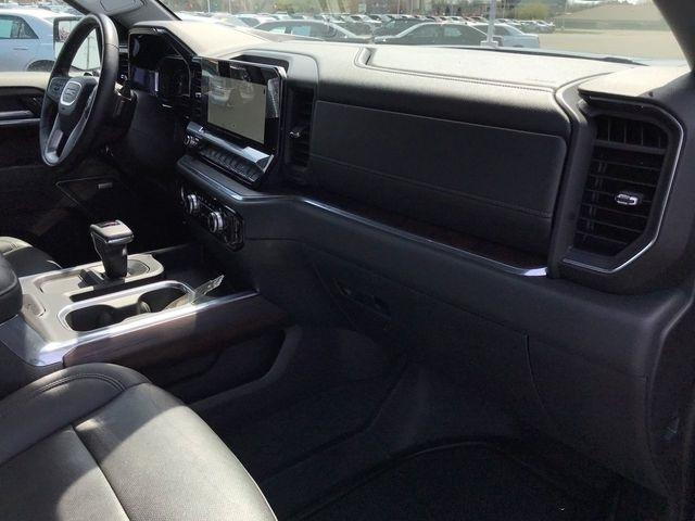 GMC Sierra 1500 SLT Crew Cab 4WD 2023