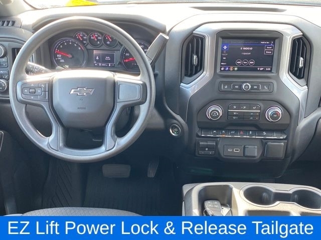 Chevrolet Silverado 1500 Trail Boss Custom Crew Cab 4WD 2024