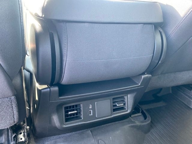 Chevrolet Silverado 1500 Trail Boss Custom Crew Cab 4WD 2024