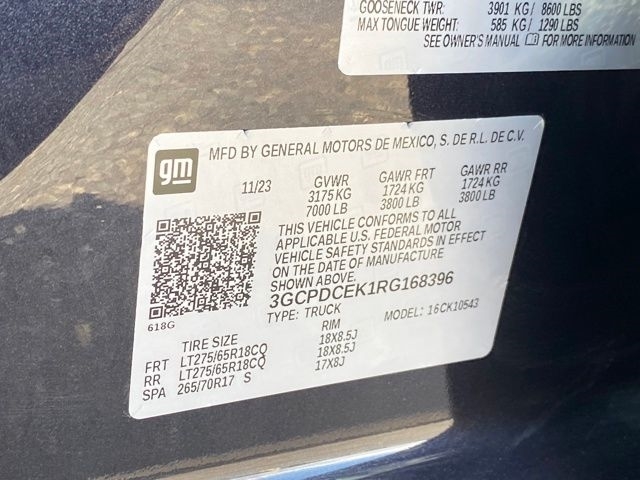 Chevrolet Silverado 1500 Trail Boss Custom Crew Cab 4WD 2024