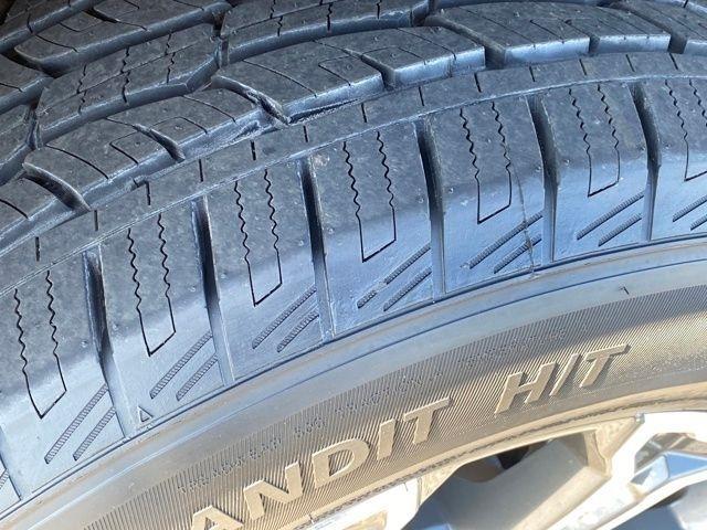 GMC Sierra 1500 SLT Crew Cab 4WD 2024