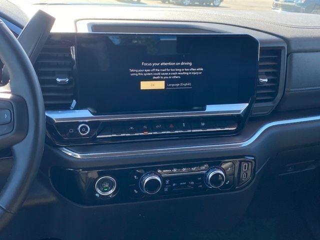 GMC Sierra 1500 SLT Crew Cab 4WD 2024