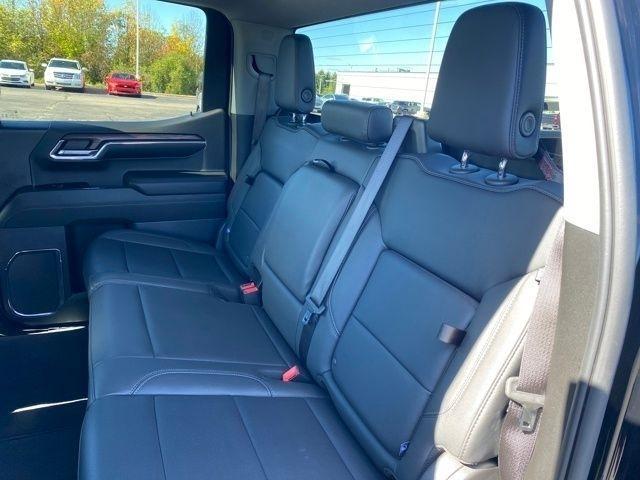 GMC Sierra 1500 SLT Crew Cab 4WD 2024