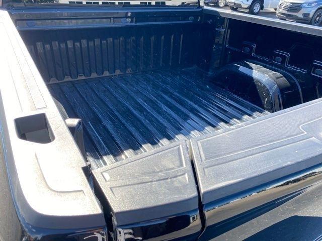 GMC Sierra 1500 SLT Crew Cab 4WD 2024