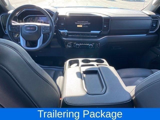 GMC Sierra 1500 SLT Crew Cab 4WD 2024