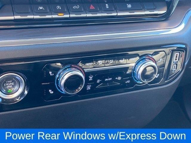 GMC Sierra 1500 SLT Crew Cab 4WD 2024
