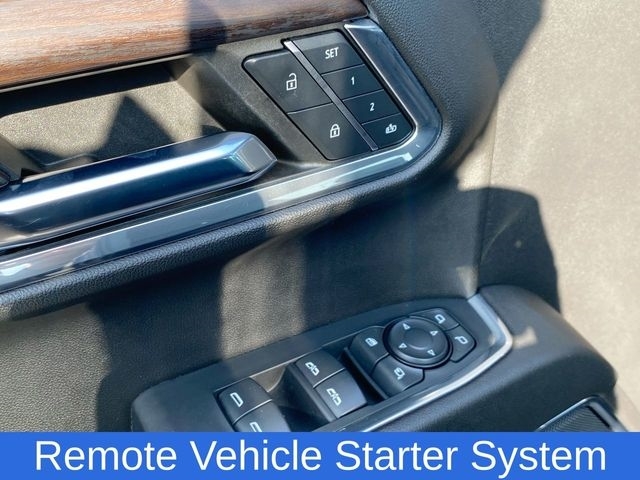 GMC Sierra 1500 SLT Crew Cab 4WD 2024