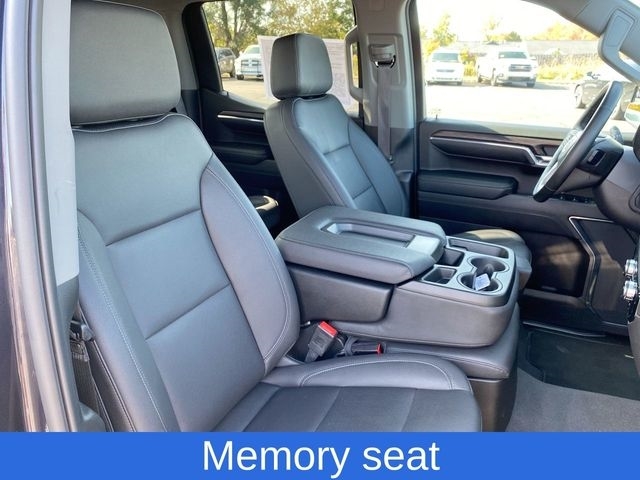 GMC Sierra 1500 SLT Crew Cab 4WD 2024