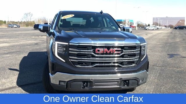 GMC Sierra 1500 SLT Crew Cab 4WD 2024