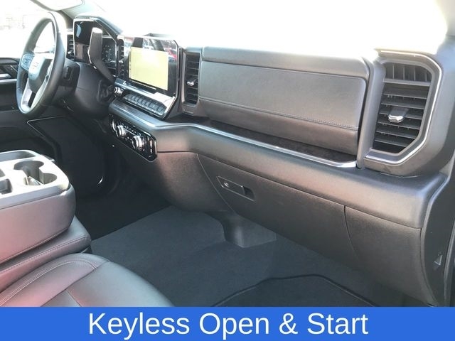 GMC Sierra 1500 SLT Crew Cab 4WD 2024