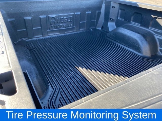 Chevrolet Silverado 1500 LT Crew Cab 4WD 2025