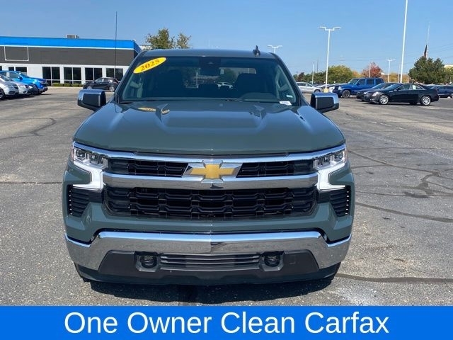 Chevrolet Silverado 1500 LT Crew Cab 4WD 2025