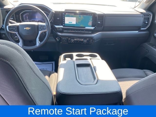 Chevrolet Silverado 1500 LT Crew Cab 4WD 2025