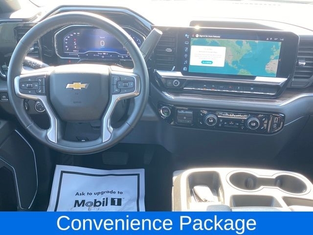 Chevrolet Silverado 1500 LT Crew Cab 4WD 2025