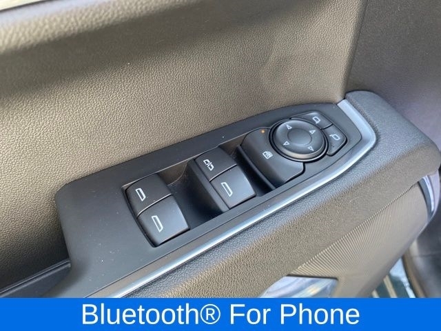 Chevrolet Silverado 1500 LT Crew Cab 4WD 2025