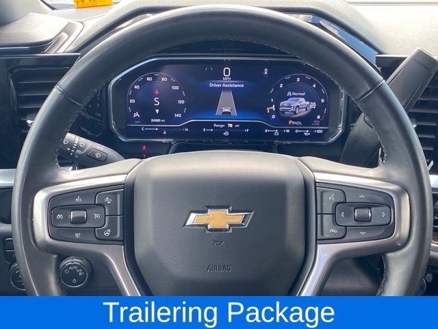 Chevrolet Silverado 1500 LT Crew Cab 4WD 2025