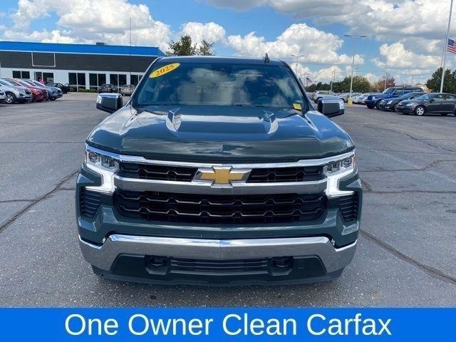 Chevrolet Silverado 1500 LT Crew Cab 4WD 2025
