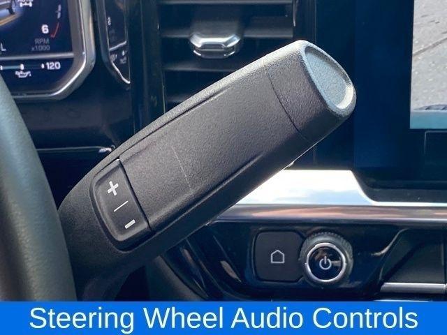 Chevrolet Silverado 1500 LT Crew Cab 4WD 2025