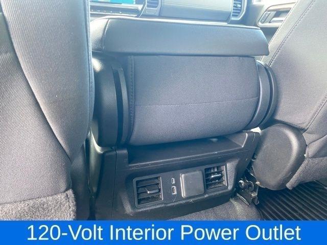 Chevrolet Silverado 1500 LT Crew Cab 4WD 2025