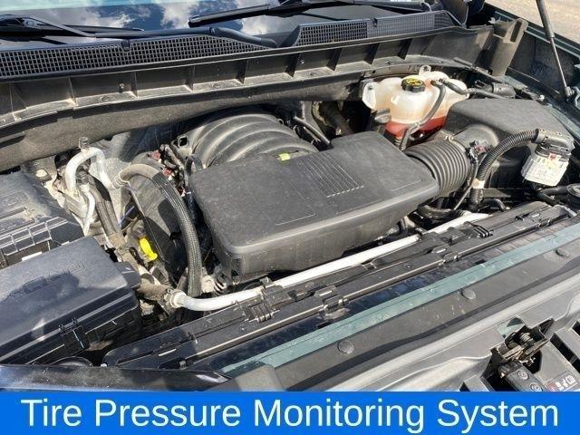 Chevrolet Silverado 1500 LT Crew Cab 4WD 2025