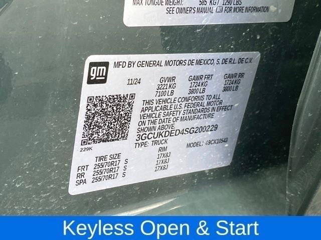 Chevrolet Silverado 1500 LT Crew Cab 4WD 2025