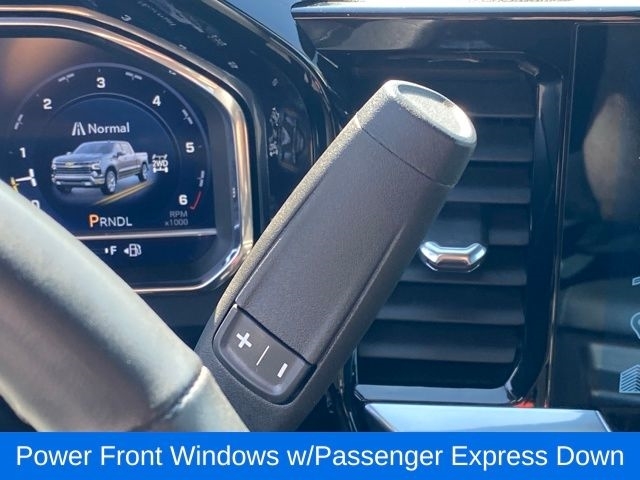 Chevrolet Silverado 1500 LT Crew Cab 4WD 2025