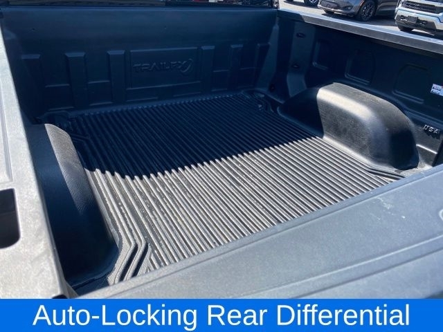 Chevrolet Silverado 1500 LT Crew Cab 4WD 2025