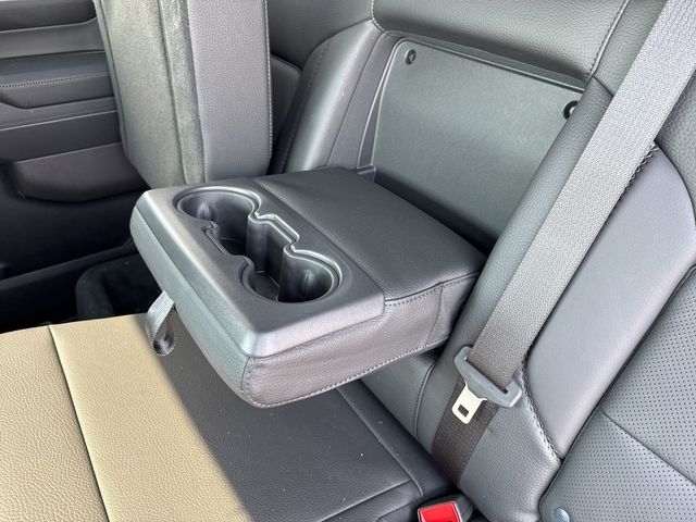 GMC Sierra 1500 Denali Crew Cab Short Box 4WD 2024