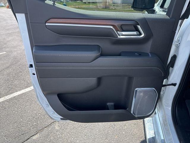 GMC Sierra 1500 Denali Crew Cab Short Box 4WD 2024