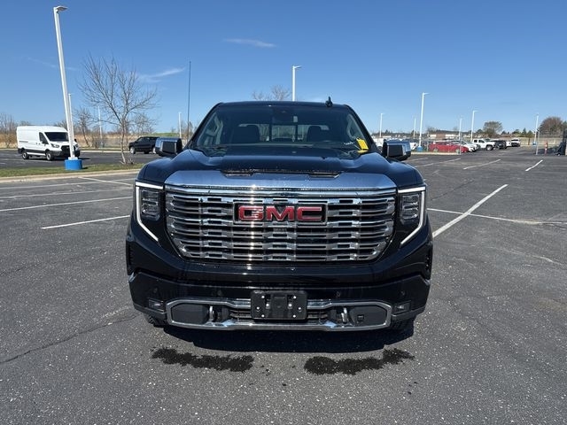 GMC Sierra 1500 Denali Crew Cab Short Box 4WD 2024