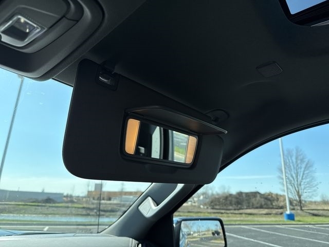 GMC Sierra 1500 Denali Crew Cab Short Box 4WD 2024