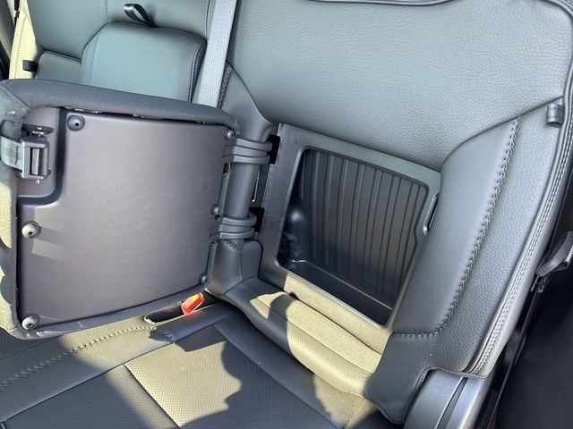 GMC Sierra 1500 Denali Crew Cab Short Box 4WD 2024