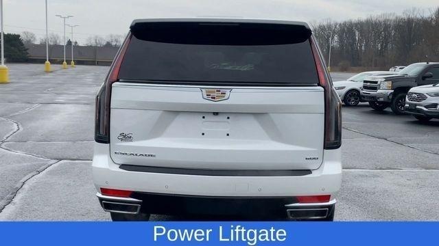 Cadillac Escalade ESV Luxury 4WD 2023