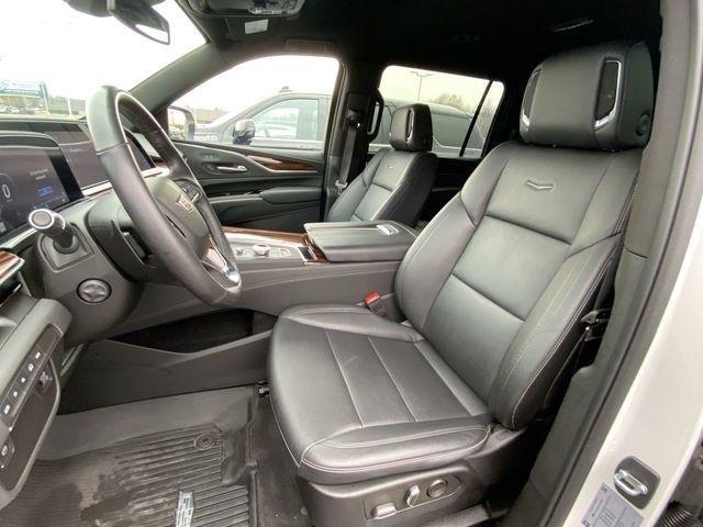 Cadillac Escalade ESV Luxury 4WD 2023