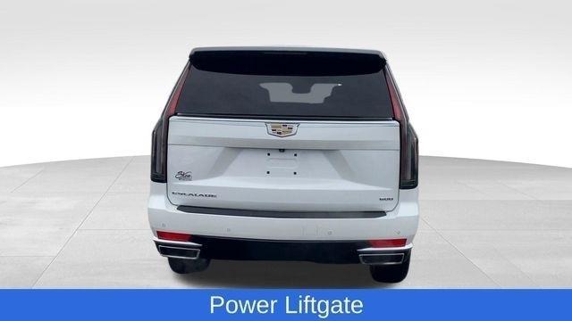 Cadillac Escalade ESV Luxury 4WD 2023