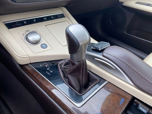 Lexus ES 350 Sedan 2016