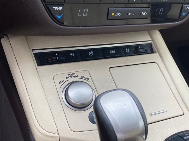 Lexus ES 350 Sedan 2016