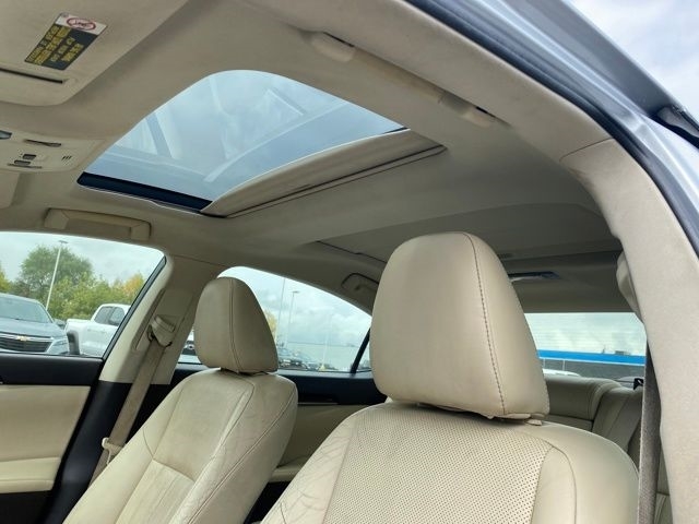 Lexus ES 350 Sedan 2016